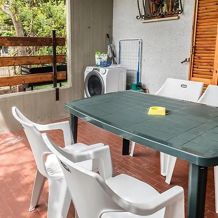 M354 - Marcelli, Bilocale Con Portico In Zona Tranquilla Apartment Marcelli
